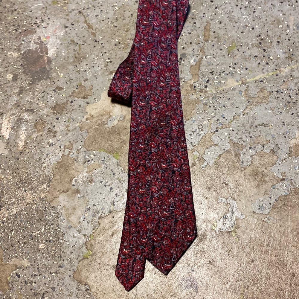 Vintage Robert Talbots Best in Class all silk floral tie hand made in Monterey